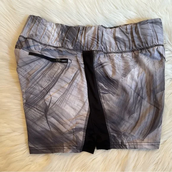 Marika Express Shorts - NWT - Size XL - Black Dusk Texture - Picture 8 of 10